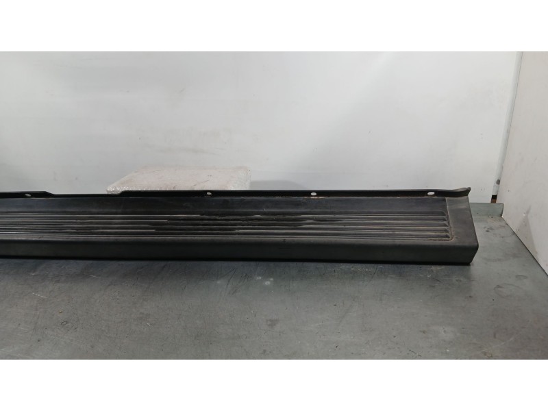Recambio de paragolpes trasero para peugeot boxer autobús 2.0 bluehdi 130 referencia OEM IAM 1637184780 1637185280 1637185480