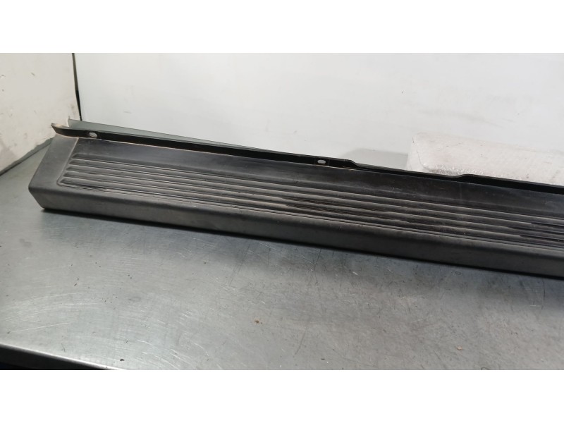 Recambio de paragolpes trasero para peugeot boxer autobús 2.0 bluehdi 130 referencia OEM IAM 1637184780 1637185280 1637185480