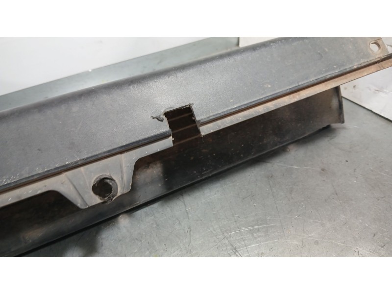 Recambio de paragolpes trasero para peugeot boxer autobús 2.0 bluehdi 130 referencia OEM IAM 1637184780 1637185280 1637185480