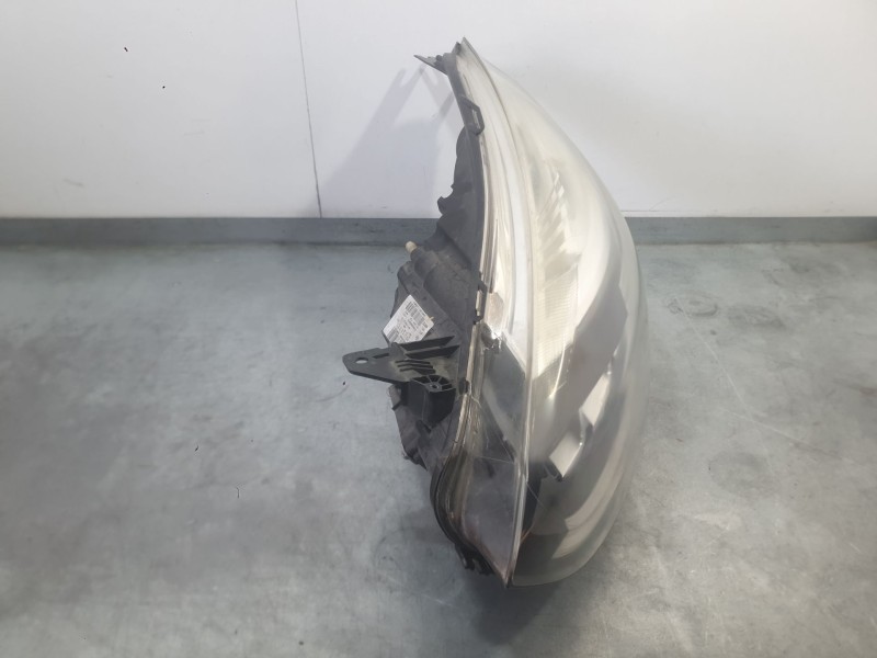 Recambio de faro izquierdo para renault clio iv (bh_) 1.5 dci 90 referencia OEM IAM 260603442R  