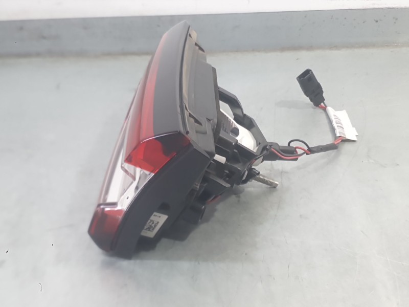 Recambio de piloto trasero derecho interior para renault clio iv (bh_) 1.5 dci 90 referencia OEM IAM 265505796R  