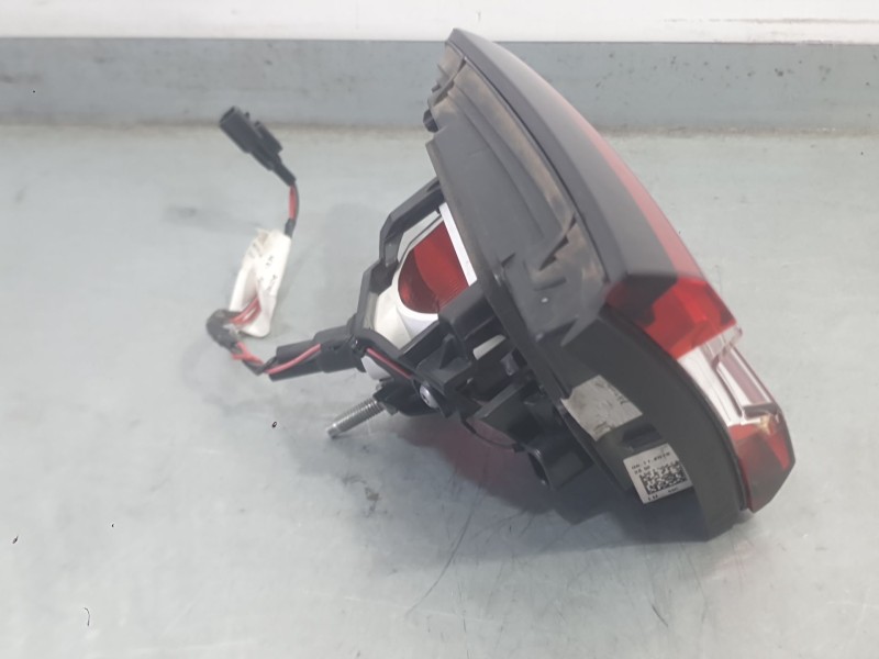 Recambio de piloto trasero izquierdo interior para renault clio iv (bh_) 1.5 dci 90 referencia OEM IAM 265552424R  