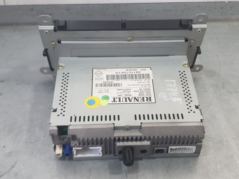 Recambio de sistema navegacion gps para renault clio iv (bh_) 1.5 dci 90 referencia OEM IAM 281151811R  
