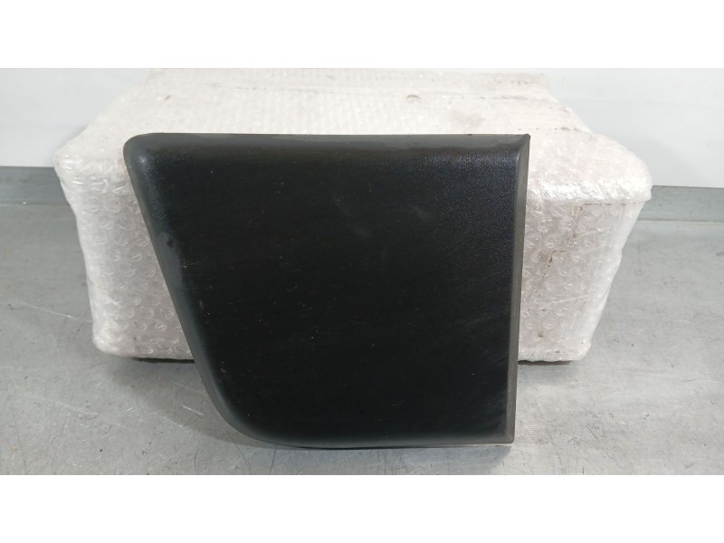 Recambio de moldura para peugeot boxer autobús 2.0 bluehdi 130 referencia OEM IAM   