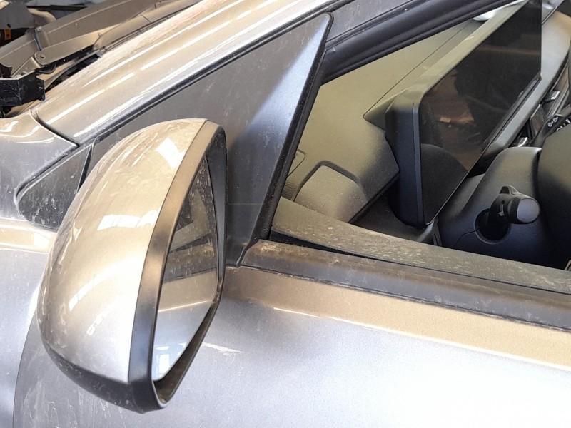 Recambio de retrovisor izquierdo para kia stonic (yb) 1.0 t-gdi eco-dynamics+ referencia OEM IAM 87610H8070 87610H8070. ELECTRIC