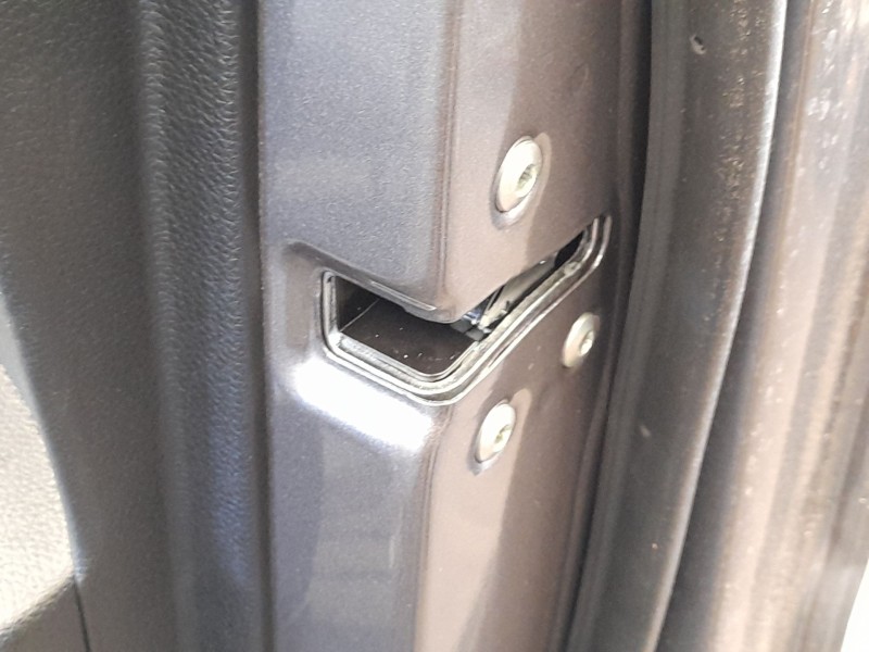 Recambio de cerradura puerta delantera derecha para kia stonic (yb) 1.0 t-gdi eco-dynamics+ referencia OEM IAM 81320H8050  