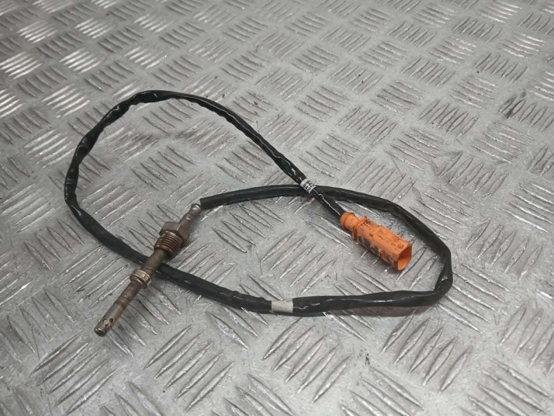 Recambio de sensor para volkswagen golf vi (5k1) rabbit bluemotion referencia OEM IAM 03L906088CC  DE TEMPERATURA