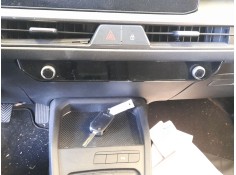 Recambio de mando climatizador para kia stonic (yb) 1.0 t-gdi eco-dynamics+ referencia OEM IAM 97250H8120LEF  