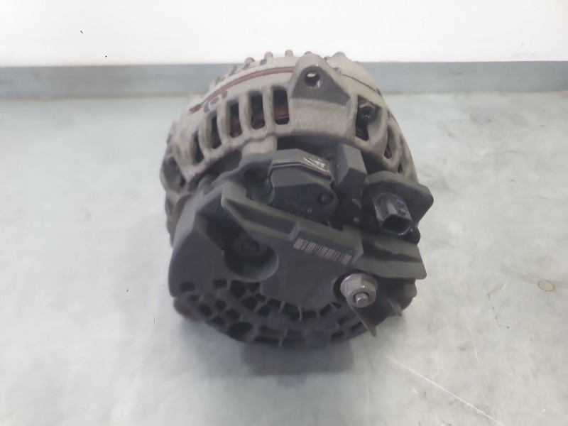 Recambio de alternador para renault kangoo / grand kangoo ii (kw0/1_) 1.5 dci 70 (kw0v, kw0a) referencia OEM IAM 7711368381 8200