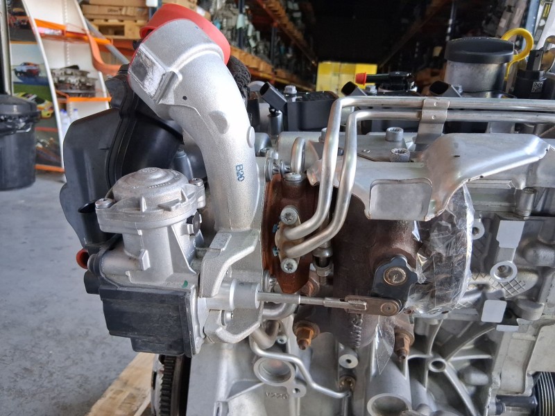 Recambio de motor completo para seat leon st (5f8) 1.2 tsi referencia OEM IAM CYVB 04E100098B 