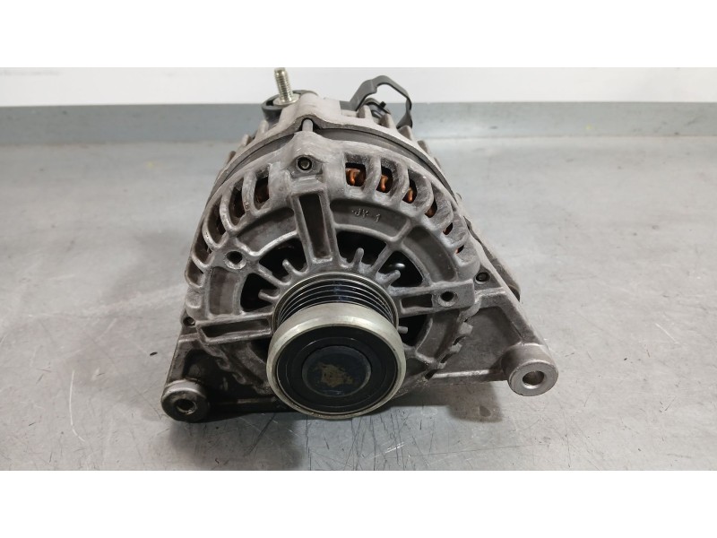 Recambio de alternador para ssangyong korando (c300) 1.5 referencia OEM IAM 1751540002  