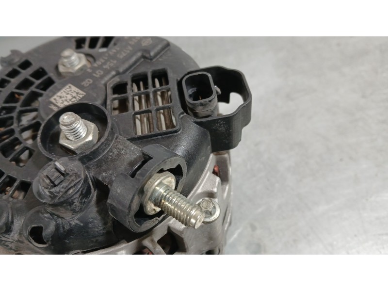 Recambio de alternador para ssangyong korando (c300) 1.5 referencia OEM IAM 1751540002  