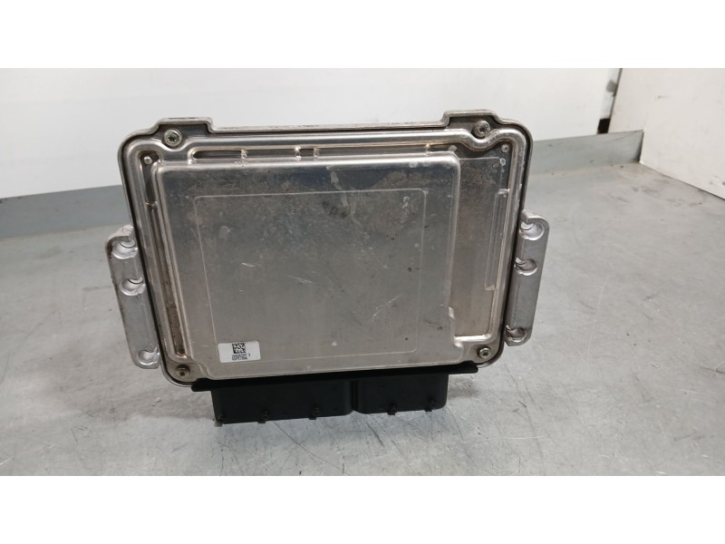 Recambio de centralita motor uce para ssangyong korando (c300) 1.5 referencia OEM IAM   