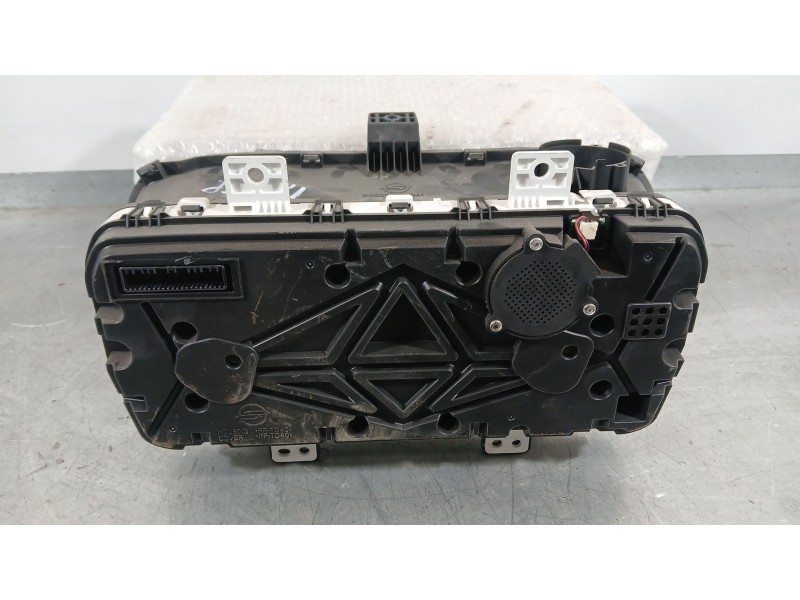 Recambio de cuadro instrumentos para ssangyong korando (c300) 1.5 referencia OEM IAM 8021037262  