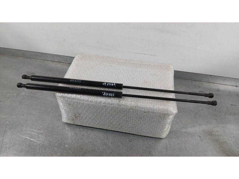 Recambio de amortiguadores maletero / porton para ssangyong korando (c300) 1.5 referencia OEM IAM 108770  