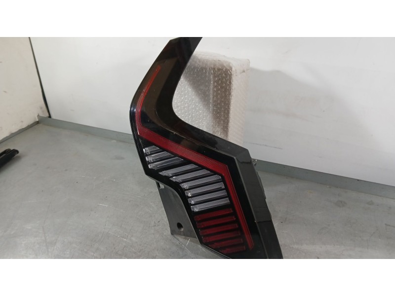 Recambio de piloto trasero derecho para kia ev3 referencia OEM IAM 92402EV000  