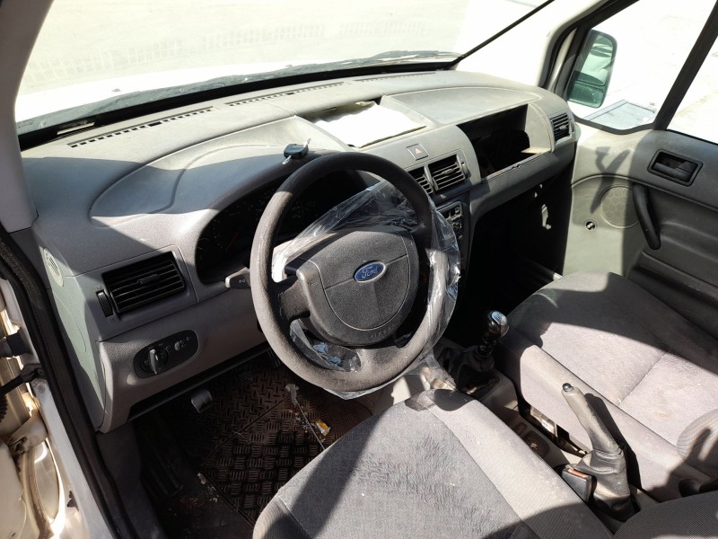 ford tourneo connect del año 2003