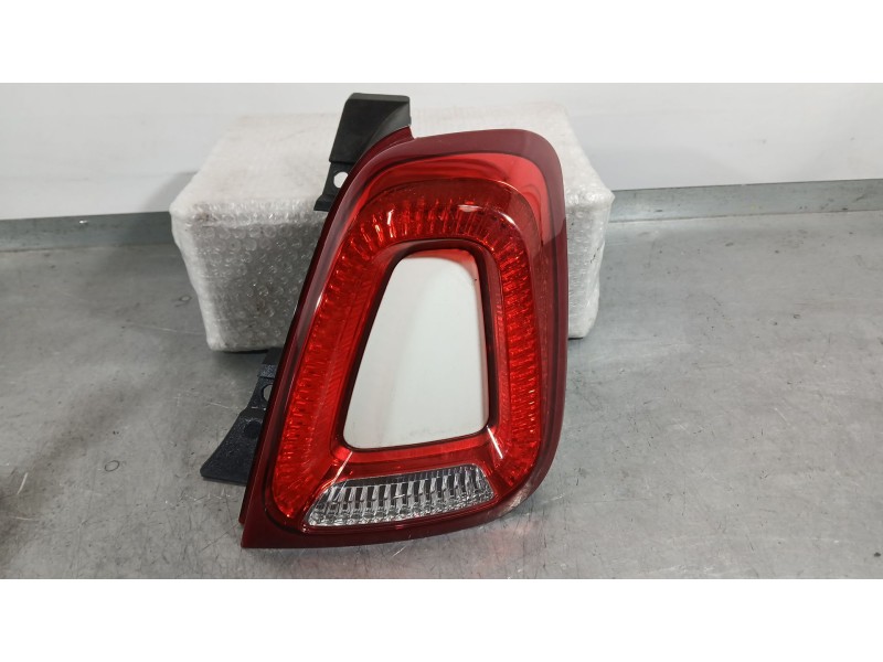 Recambio de piloto trasero derecho para fiat 500 c (312_) 1.2 (312cxa1a, 312axa1a) referencia OEM IAM 52007423  