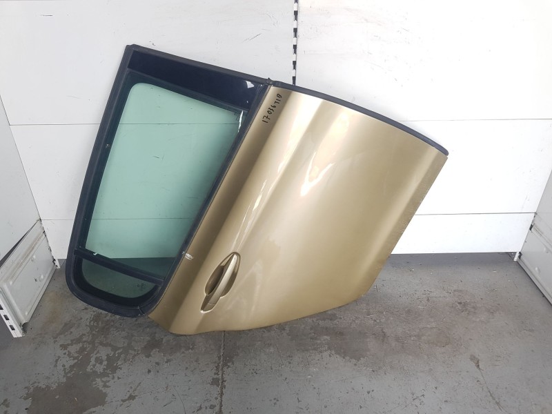 Recambio de puerta trasera derecha para peugeot 308 ii (lb_, lp_, lw_, lh_, l3_) 1.2 thp 110 referencia OEM IAM 9802165580  