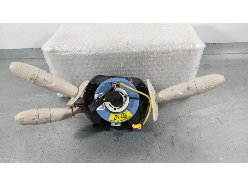 Recambio de mando luces y limpia para fiat 500 c (312_) 1.2 (312cxa1a, 312axa1a) referencia OEM IAM 735782044  