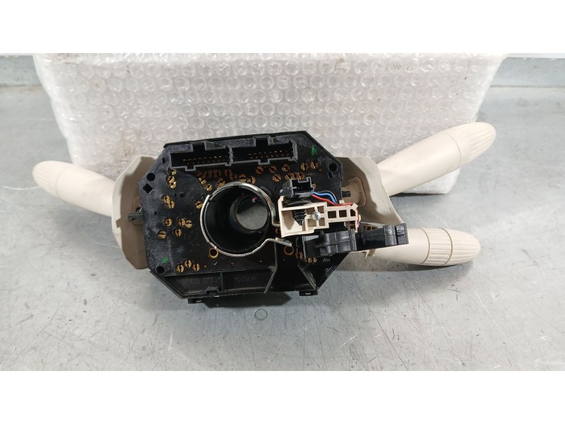 Recambio de mando luces y limpia para fiat 500 c (312_) 1.2 (312cxa1a, 312axa1a) referencia OEM IAM 735782044  