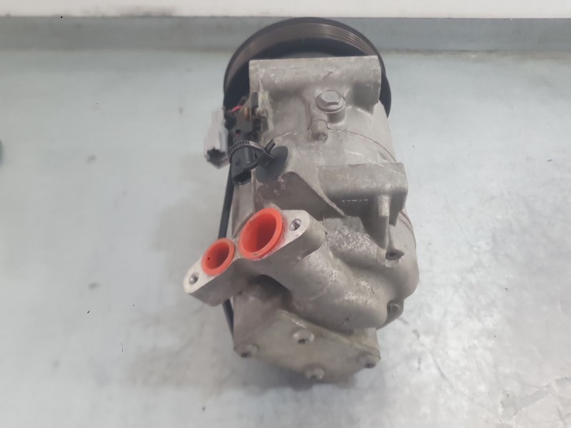 Recambio de compresor aire acondicionado para renault clio iv (bh_) 1.5 dci 90 referencia OEM IAM 926004990R 6113449358 VALEO