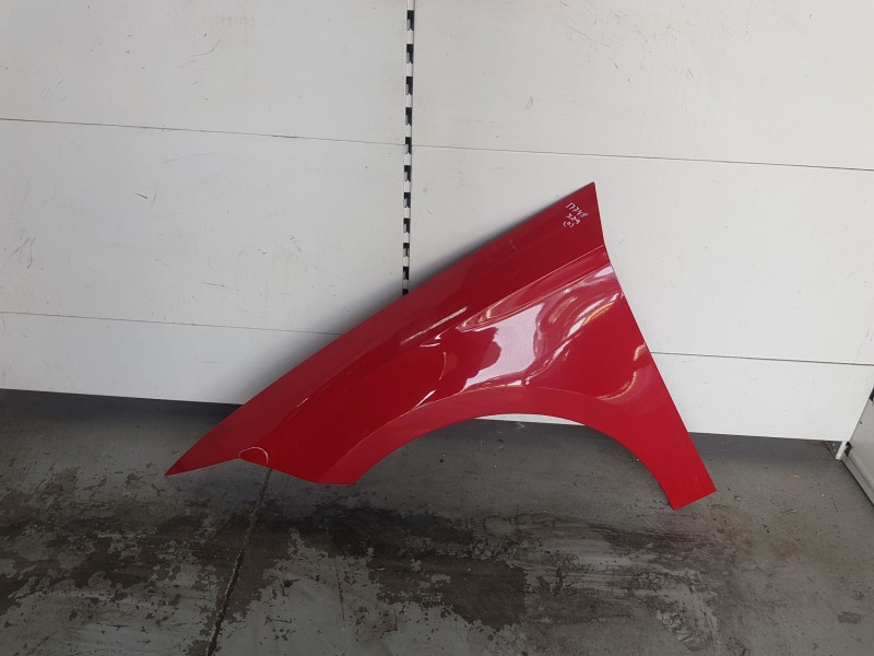 Recambio de aleta delantera izquierda para seat leon st (5f8) 1.2 tsi referencia OEM IAM 5F0821021G  TOCADA