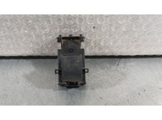 Recambio de mando elevalunas delantero derecho para toyota yaris (_p21_, _pa1_, _ph1_) 1.5 hybrid (mxph11) referencia OEM IAM 84