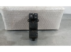 MANDO ELEVALUNAS DELANTERO IZQUIERDO 840400D020 C/ MANDO RETROVISOR 