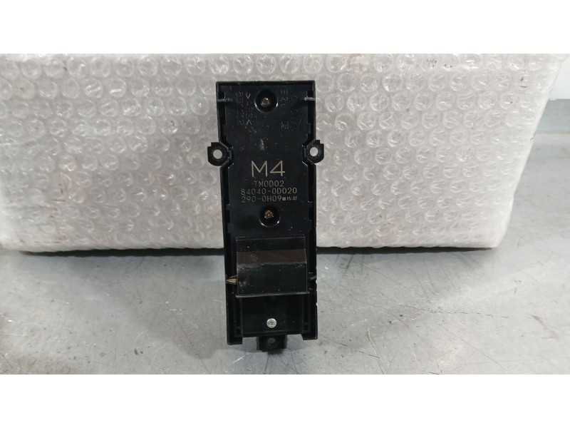 Recambio de mando elevalunas delantero izquierdo para toyota yaris (_p21_, _pa1_, _ph1_) 1.5 hybrid (mxph11) referencia OEM IAM 