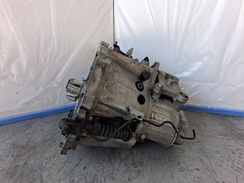 Recambio de caja cambios para citroën c-elysee (dd_) 1.6 bluehdi 100 referencia OEM IAM 20ET30  9582737B