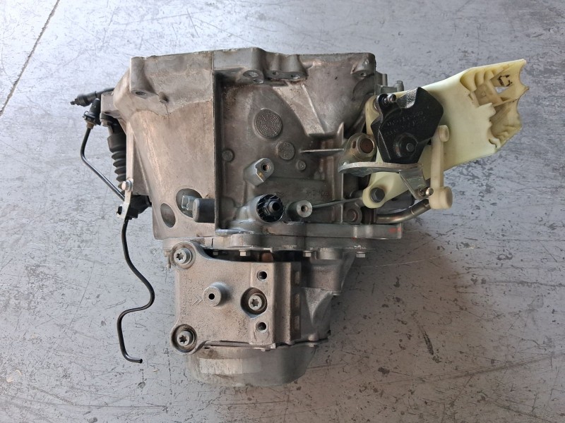 Recambio de caja cambios para citroën c-elysee (dd_) 1.6 bluehdi 100 referencia OEM IAM 20ET30  9582737B