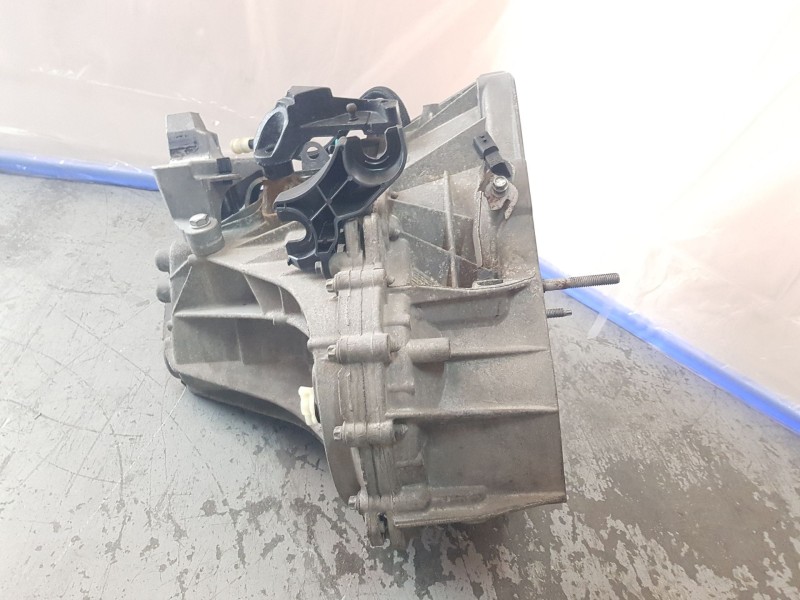 Recambio de caja cambios para renault scénic iii (jz0/1_) 1.5 dci referencia OEM IAM TL4A054  S032445