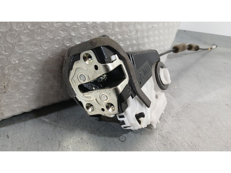 Recambio de cerradura puerta trasera izquierda para toyota yaris (_p21_, _pa1_, _ph1_) 1.5 hybrid (mxph11) referencia OEM IAM 69