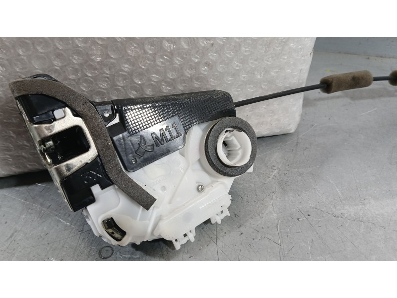 Recambio de cerradura puerta trasera izquierda para toyota yaris (_p21_, _pa1_, _ph1_) 1.5 hybrid (mxph11) referencia OEM IAM 69