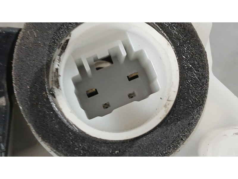 Recambio de cerradura puerta trasera izquierda para toyota yaris (_p21_, _pa1_, _ph1_) 1.5 hybrid (mxph11) referencia OEM IAM 69
