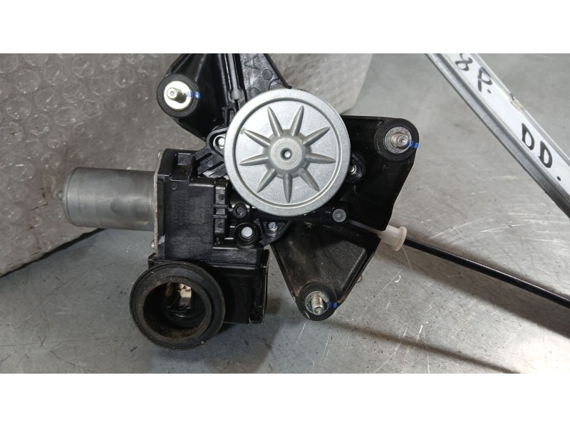 Recambio de elevalunas delantero derecho para toyota yaris (_p21_, _pa1_, _ph1_) 1.5 hybrid (mxph11) referencia OEM IAM 69810K00