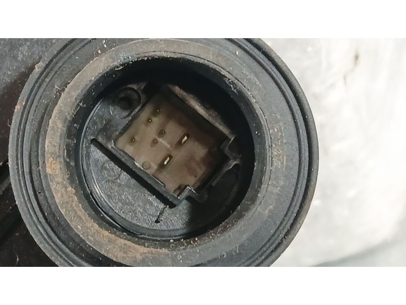 Recambio de elevalunas delantero izquierdo para toyota yaris (_p21_, _pa1_, _ph1_) 1.5 hybrid (mxph11) referencia OEM IAM 69820K