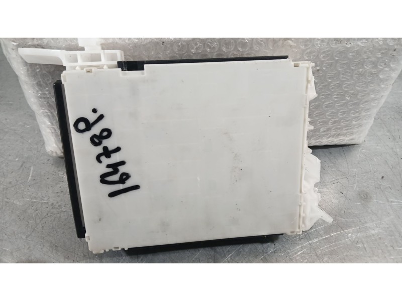 Recambio de caja reles / fusibles para toyota yaris (_p21_, _pa1_, _ph1_) 1.5 hybrid (mxph11) referencia OEM IAM   