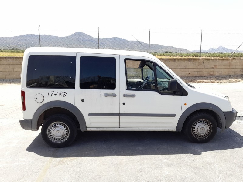 ford tourneo connect del año 2003