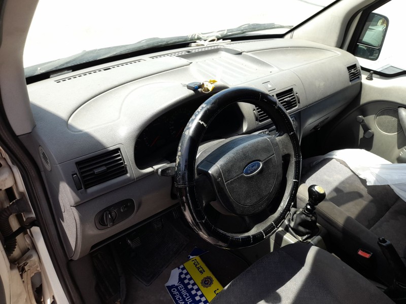ford tourneo connect del año 2003