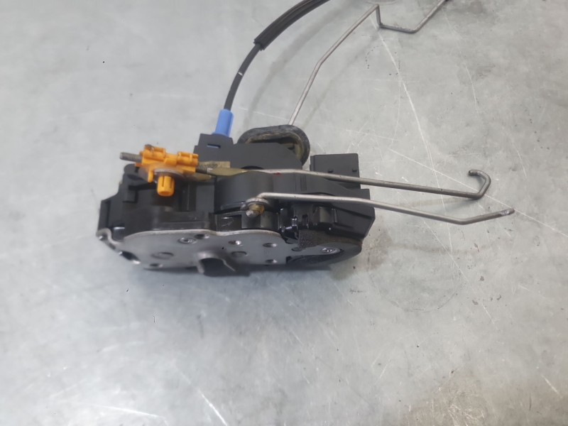 Recambio de cerradura puerta delantera izquierda para opel mokka / mokka x (j13) 1.6 cdti (_76) referencia OEM IAM 13579522  