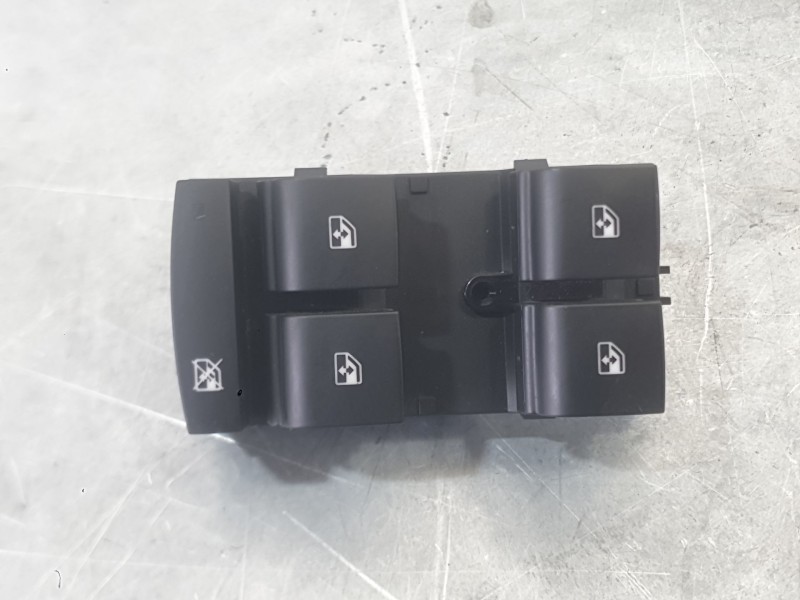 Recambio de mando elevalunas delantero izquierdo para opel mokka / mokka x (j13) 1.6 cdti (_76) referencia OEM IAM 13305011  