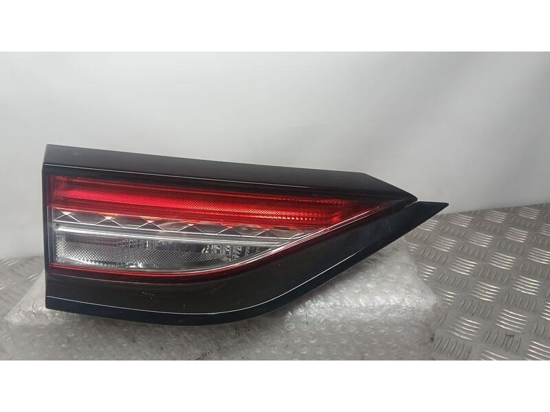 Recambio de piloto trasero izquierdo interior para ds 3 style referencia OEM IAM 9820889080  