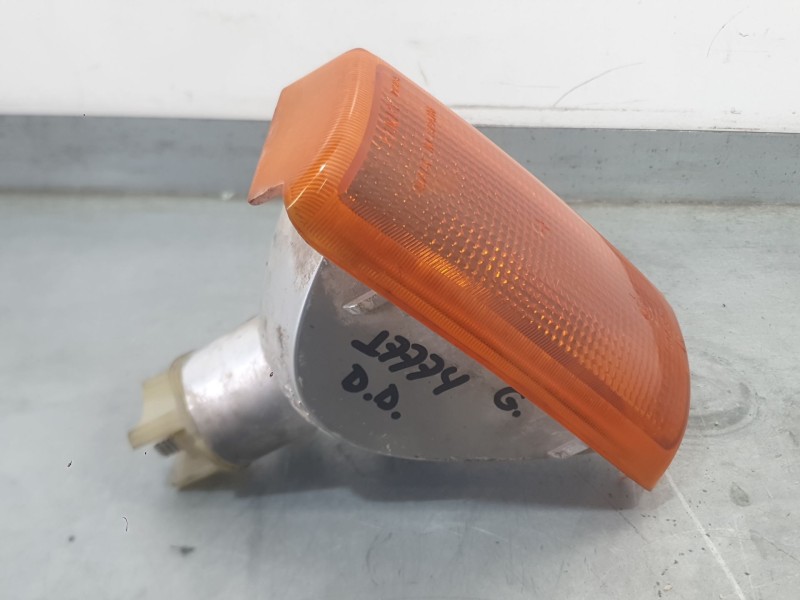 Recambio de piloto delantero derecho para opel corsa a hatchback (s83) 1.2 n (f08, m08, f68, m68) referencia OEM IAM 90398232  