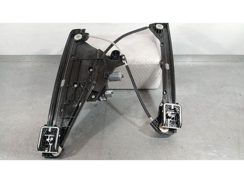 Recambio de elevalunas delantero izquierdo para opel corsa f (p2jo) 1.2 (68) referencia OEM IAM 9829043680  