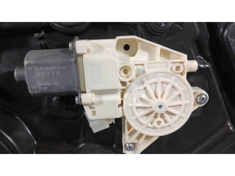 Recambio de elevalunas delantero derecho para mercedes-benz clase a (w176) a 180 cdi / d (176.012) referencia OEM IAM A166720043