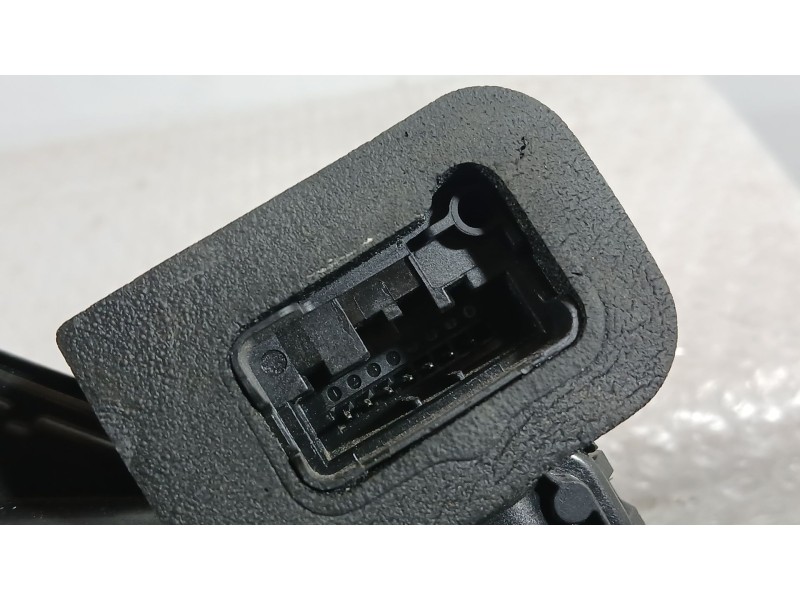 Recambio de cerradura puerta delantera derecha para skoda octavia iii (5e3, nl3, nr3) 1.5 tsi referencia OEM IAM 5TB837016E  