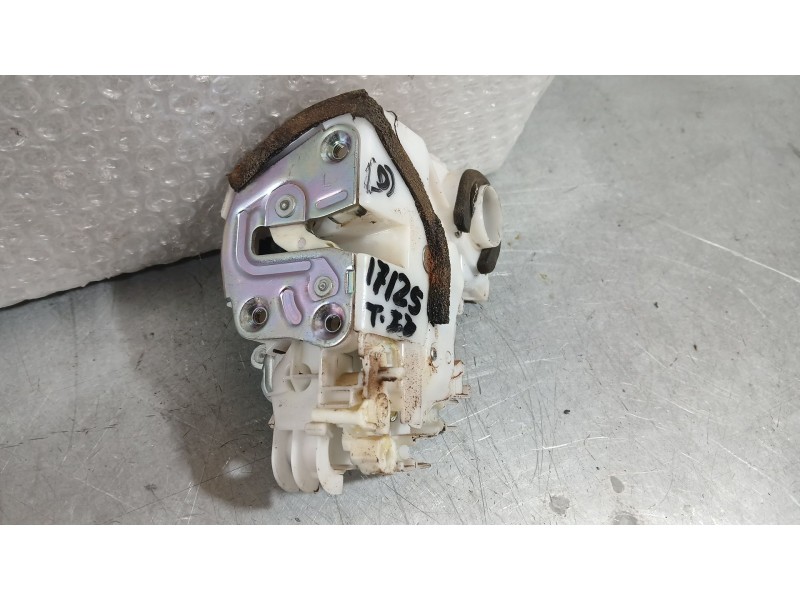 Recambio de cerradura puerta trasera izquierda para suzuki vitara (ly) 1.6 ddis (apk 416d) referencia OEM IAM 8230254P02000  