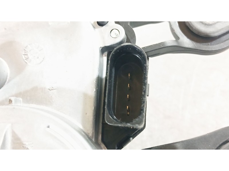 Recambio de motor limpia trasero para seat leon st (5f8) 2.0 tdi referencia OEM IAM 5F9955711A MONTADO EN PUERTA 